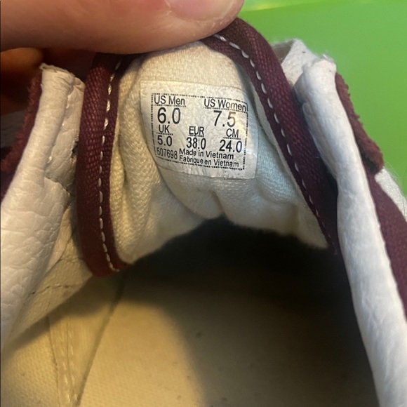 Vans M 6 W 7.5 burgundy Old Skool Sneakers skate classic casual - Picture 7 of 8